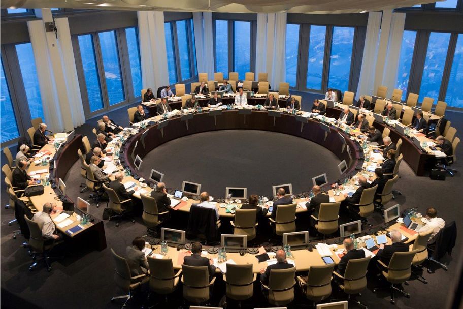 Evropská centrální banka (ECB) - rada guvernérů