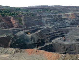 Ferrexpo - povrchový důl železné rudy